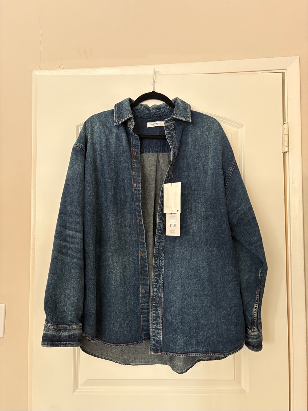 Moussy Vintage emporia loose denim shirt, size L New